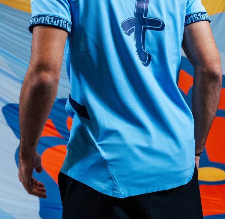 MANCHESTER CITY ARE DESPERATE TO SURVIVE SO THEY BROUGHT IN A&nbsp;HELPER